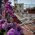 Mi Casa, 3 Bedrooms,2 Bathr And Terrace *