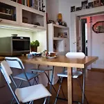 Διαμέρισμα Mi Casa, 3 Bedrooms,2 Bathr And Terrace Κατάνια