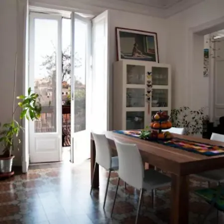 Mi Casa, 3 Bedrooms,2 Bathr And Terrace * Κατάνια