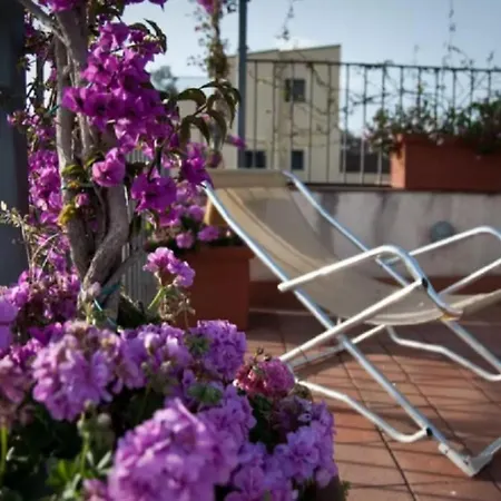 Mi Casa, 3 Bedrooms,2 Bathr And Terrace *